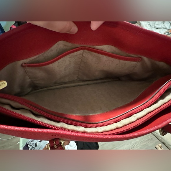 Micheal Kors Purse - Picture 3 of 4